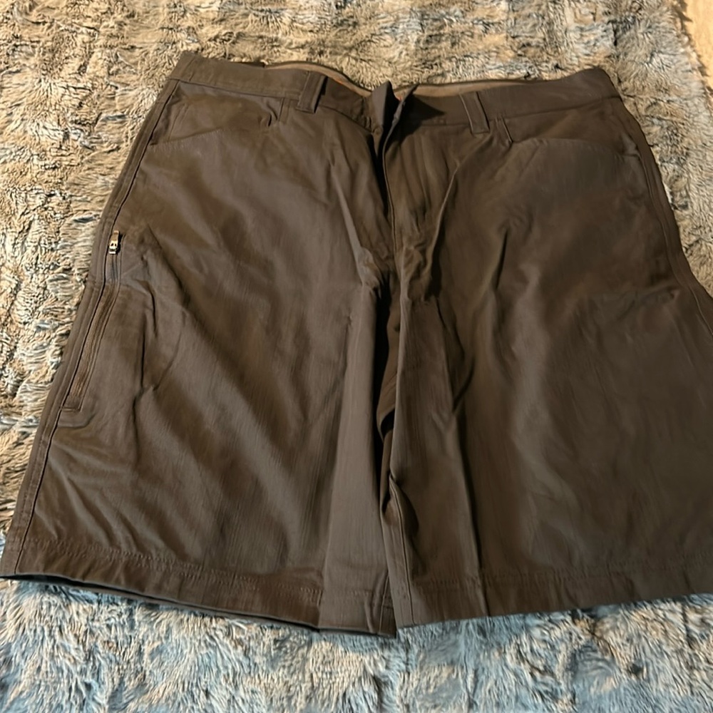 BC clothing company shorts. Size 34, brand new with tags